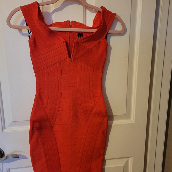 Marciano Kandice Off-the-shoulder Bandage Dress - Picture 4 of 6
